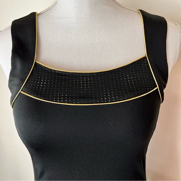 TAIL Activewear Black and Gold Ruffled Hem Dress Sz Women’s Extra Small - Picture 5 of 10